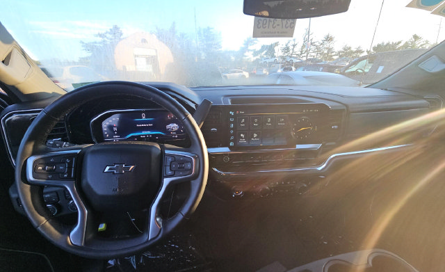 Used 2023 Chevrolet Silverado 1500 RST AWD/4WD image 7