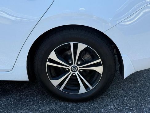 Used 2021 Nissan Sentra SV FWD image 6