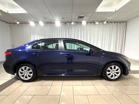 Used 2024 Toyota Corolla LE FWD image 6