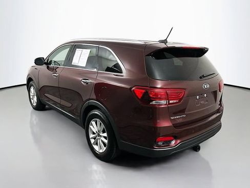 Used 2020 Kia Sorento LX w/ LX I4 Convenience Package image 5
