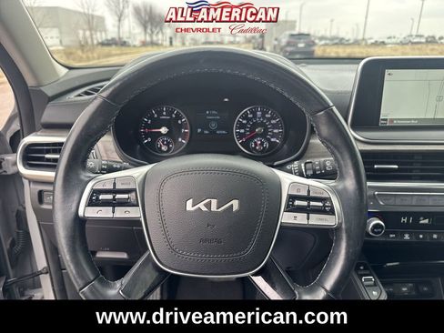 Used 2022 Kia Telluride EX w/ EX Premium Package image 12
