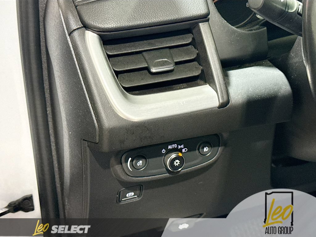 Used 2024 GMC Terrain SLT w/ LPO, Floor Liner Package AWD/4WD image 13