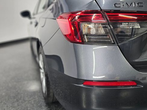 Used 2022 Honda Civic LX image 29