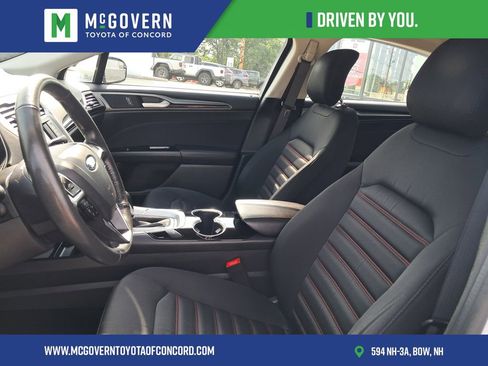 Used 2014 Ford Fusion SE w/ Equipment Group 201A FWD image 13