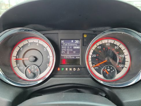 Used 2018 Dodge Grand Caravan GT image 24