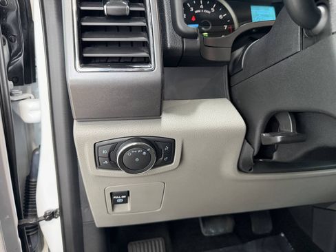 Used 2018 Ford F150 XLT AWD/4WD image 17