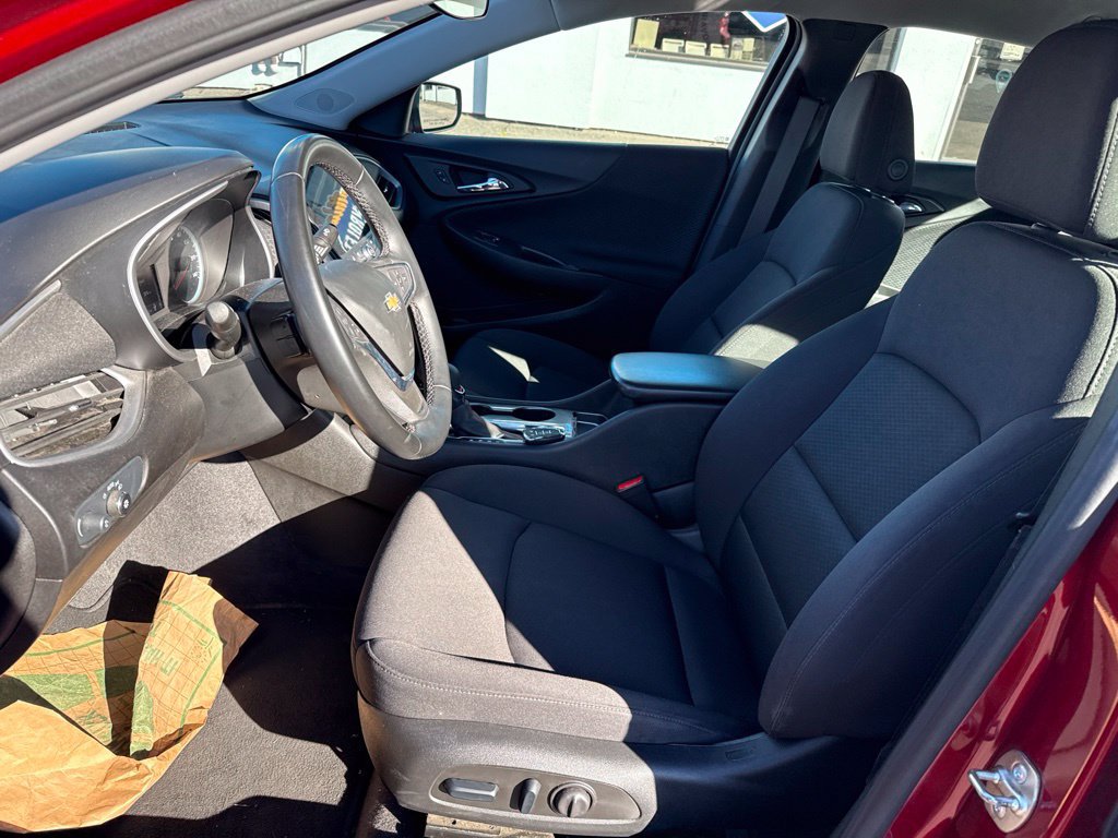 Used 2024 Chevrolet Malibu RS FWD image 20