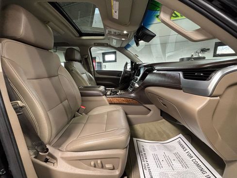 Used 2017 Chevrolet Tahoe Premier AWD/4WD image 13