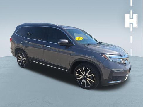 Used 2022 Honda Pilot Touring image 1