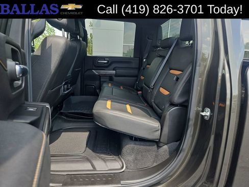 Certified 2022 GMC Sierra 2500 AT4 AWD/4WD image 25