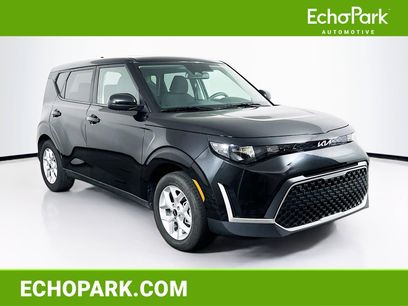 Used 2025 Kia Soul LX w/ LX Technology Package