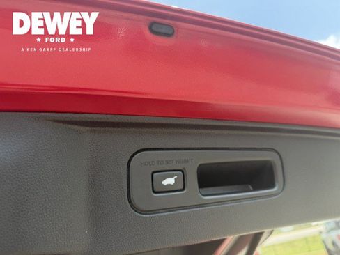Used 2025 Honda Pilot Black Edition image 33