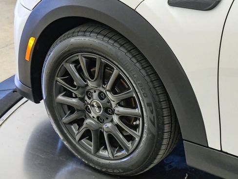 Certified 2024 MINI Cooper 2-Door Hardtop FWD image 10
