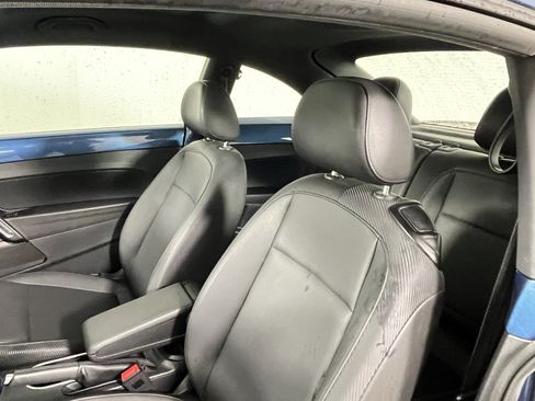 Used 2019 Volkswagen Beetle 2.0T SE image 14