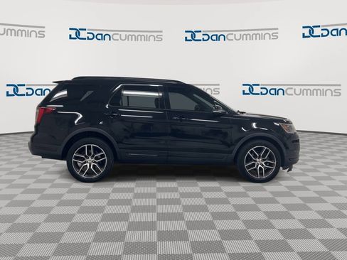 Used 2018 Ford Explorer Sport AWD/4WD image 9