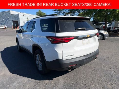 Used 2022 Chevrolet Traverse LT FWD image 8