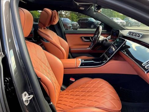 Certified 2024 Mercedes-Benz S 580 4MATIC Sedan image 31