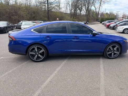 Used 2025 Honda Accord Sport image 19