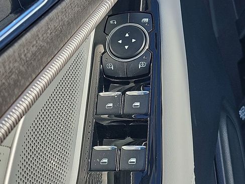 Used 2026 Ford Explorer Platinum w/ LUX Leather Package image 31