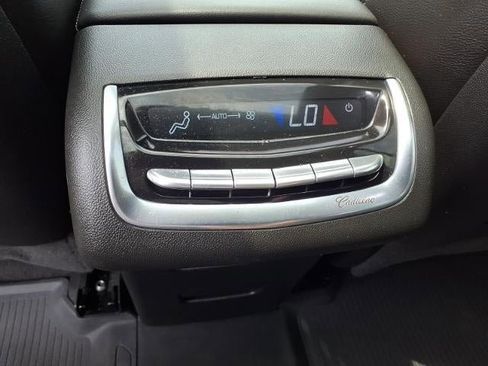 Used 2024 Cadillac XT6 Luxury w/ LPO, Floor Liner Package AWD/4WD image 19