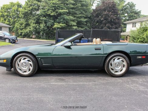 Used 1995 Chevrolet Corvette Convertible RWD image 3