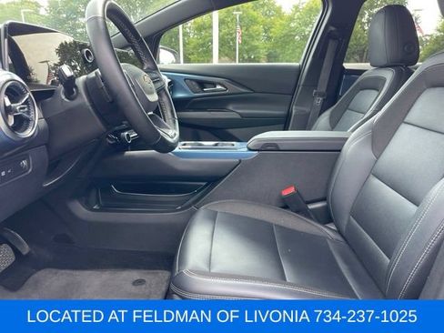 Used 2024 Chevrolet Equinox EV LT FWD image 6
