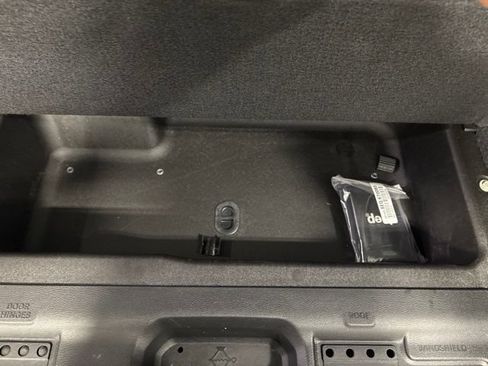 Used 2022 Jeep Wrangler Sport AWD/4WD image 40