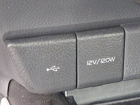 Used 2021 Toyota Camry SE w/ Cold Weather Package image 25