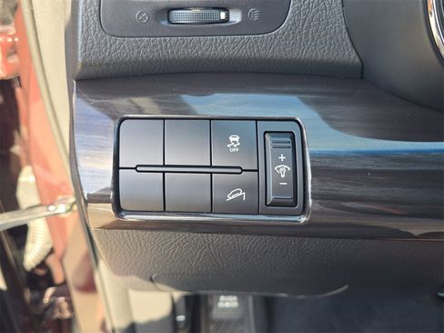 Used 2013 Kia Sorento LX image 18