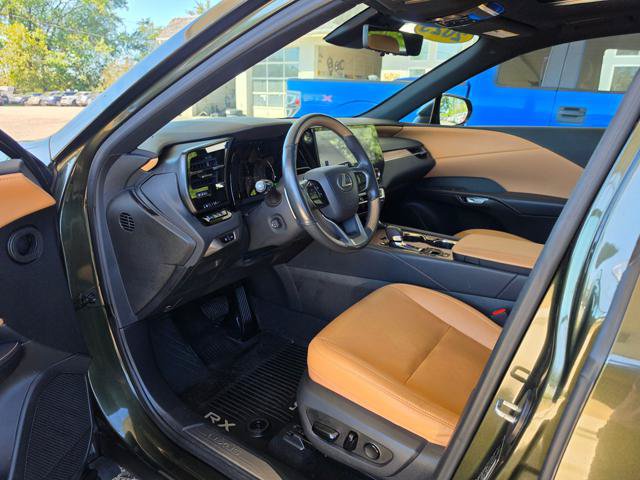 Used 2023 Lexus RX 350 w/ Accessory Package (2T) AWD/4WD image 10