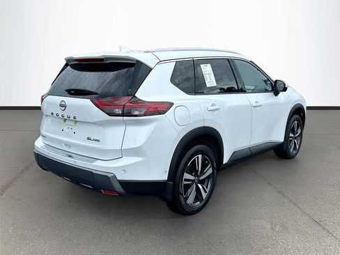 Certified 2024 Nissan Rogue SL w/ SL Premium Package AWD/4WD image 29