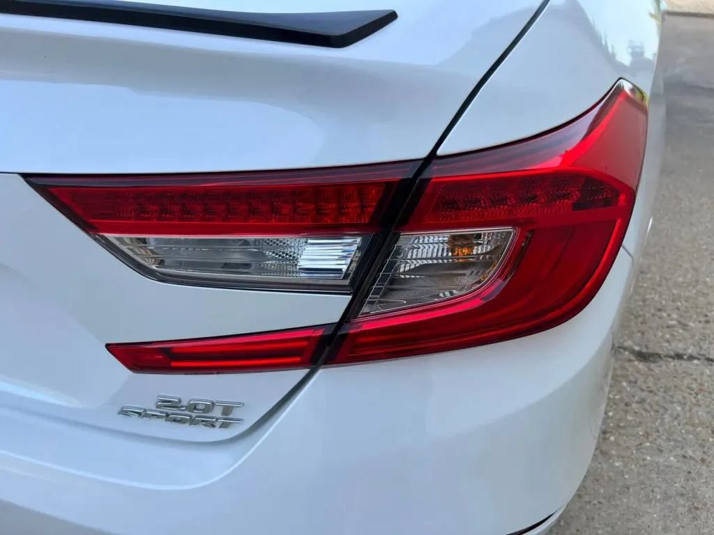Used 2022 Honda Accord Sport image 37