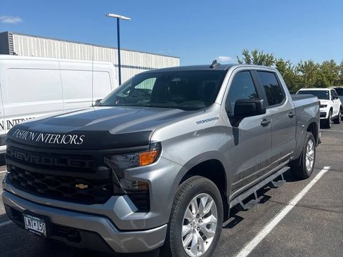 Used 2023 Chevrolet Silverado 1500 Custom AWD/4WD image 1