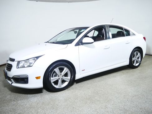 Used 2015 Chevrolet Cruze LT w/ RS Package image 3