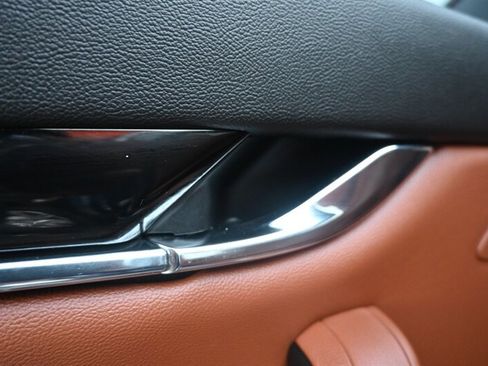 Used 2015 Maserati Quattroporte S Q4 image 44