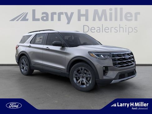 New 2026 Ford Explorer Active image 7