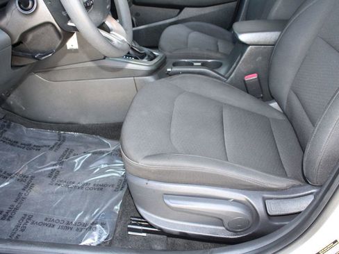 Used 2020 Hyundai Elantra SEL w/ Cargo Package (C1) image 15