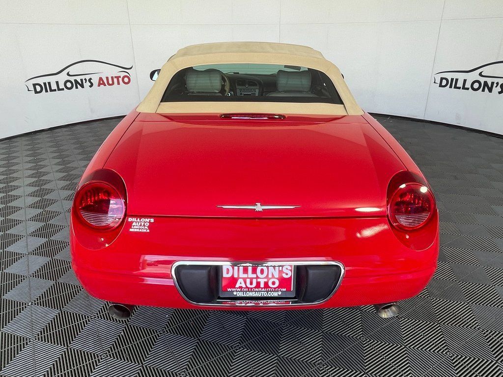 Used 2005 Ford Thunderbird RWD image 5
