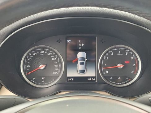 Used 2019 Mercedes-Benz GLC 300 4MATIC Coupe image 24