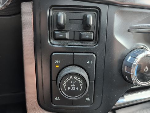 Used 2022 Ford F150 Platinum w/ Equipment Group 701A High AWD/4WD image 14