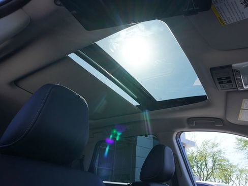 New 2026 Nissan Pathfinder Platinum image 14