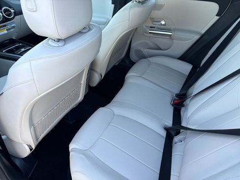 New 2026 Mercedes-Benz GLA 250 image 4