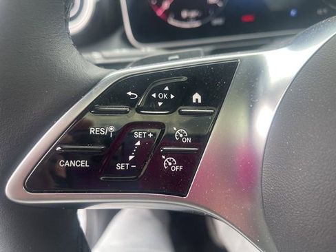 Used 2024 Mercedes-Benz CLE 300 4MATIC Coupe image 10