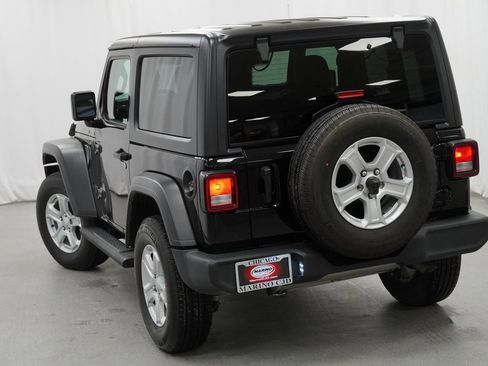 Certified 2022 Jeep Wrangler Sport S image 13