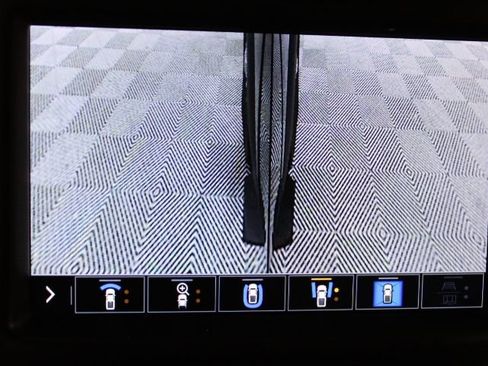 Certified 2022 GMC Sierra 3500 Denali image 60