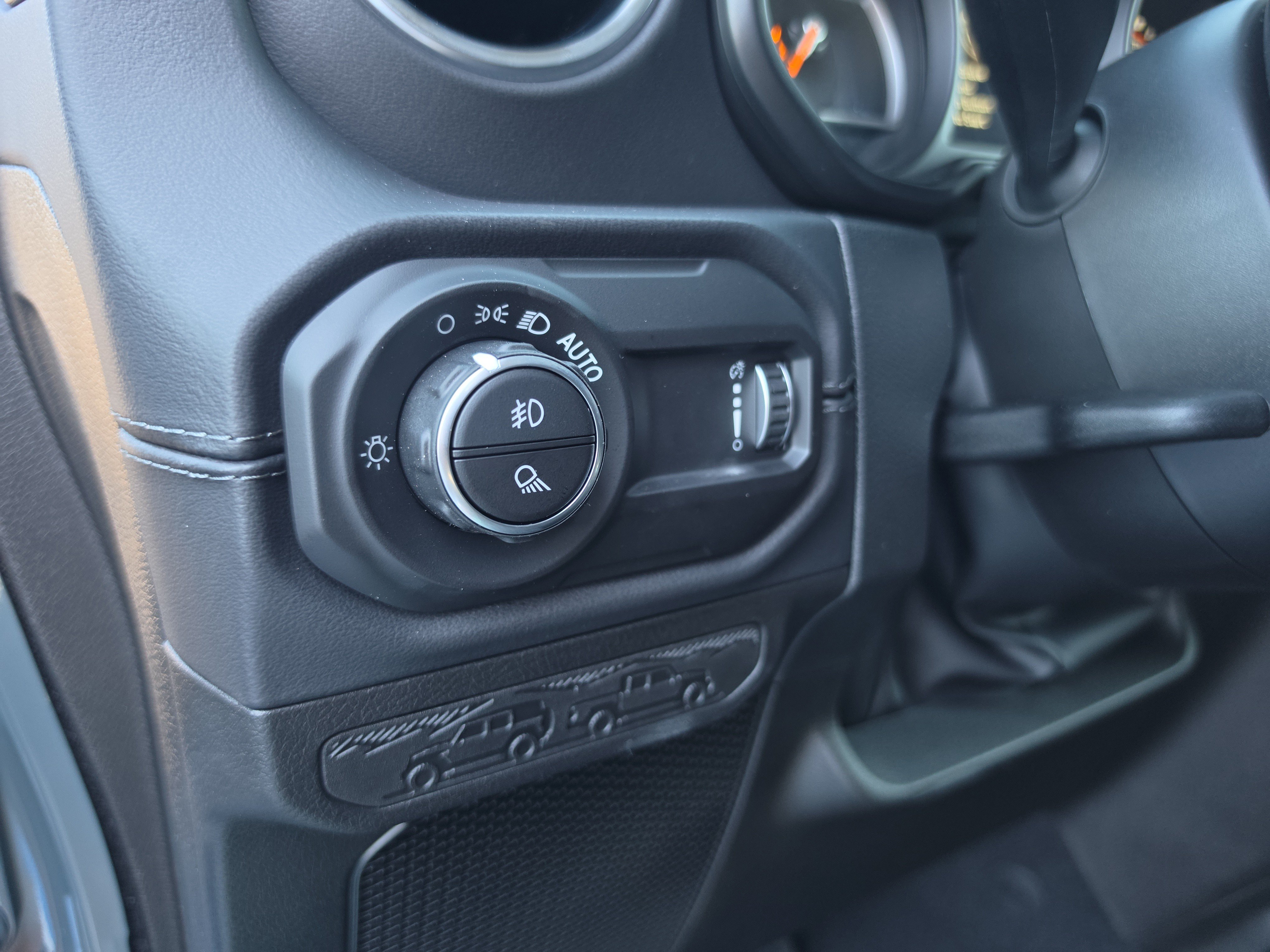 New 2026 Jeep Gladiator Sport AWD/4WD image 19