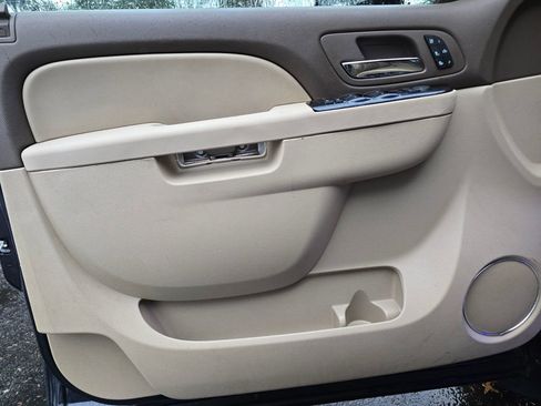 Used 2013 Chevrolet Silverado 1500 LTZ w/ Max Trailering Pack image 26