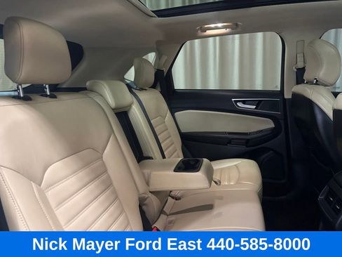 Used 2017 Ford Edge SEL w/ Equipment Group 201A image 27
