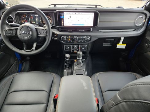 New 2026 Jeep Gladiator Sahara image 11