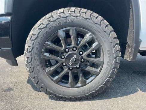 New 2026 Chevrolet Silverado 2500 LT w/ Trail Boss Package AWD/4WD image 7